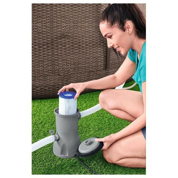 Бассейны: Фильтр-насос для бассейнов Bestway 58386 с картриджем «II», 3028 л/ч фотографии