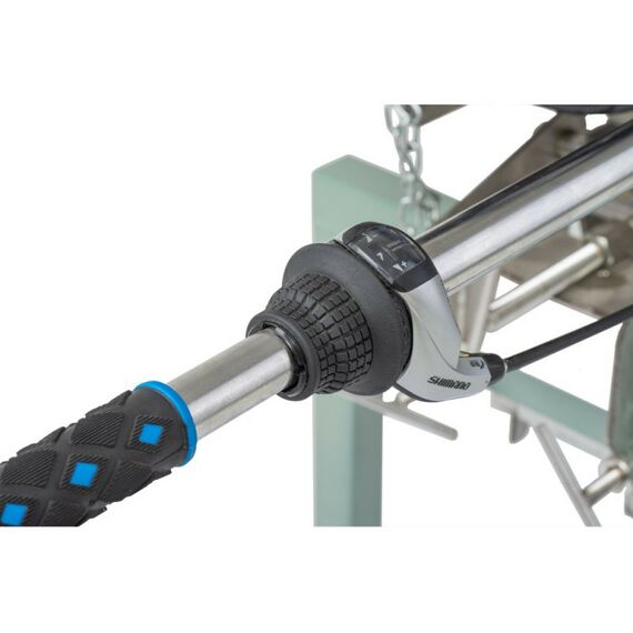 Моторы лодочные:  Лиман, прямая ременная передача, двигатель Honda, 8.4 л.с. расход 2 л/ч фотографии