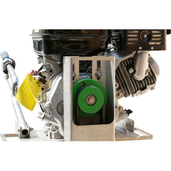 Моторы лодочные:  Лиман, с муфтой сцепления, двигатель Honda, 8.4 л.с., расход 2 л/ч фотографии