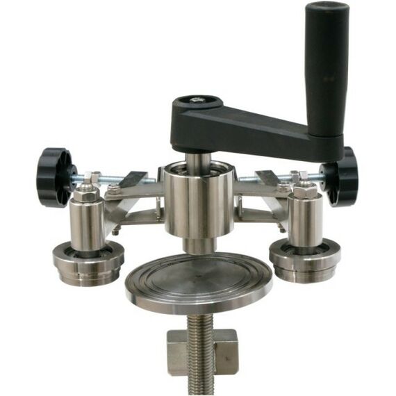 Закаточные машинки:  М3 07 для закатки жестяных банок ручная с 3-мя патронами фотографии