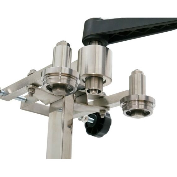 Закаточные машинки:  М3 07 для закатки жестяных банок ручная с 3-мя патронами фотографии