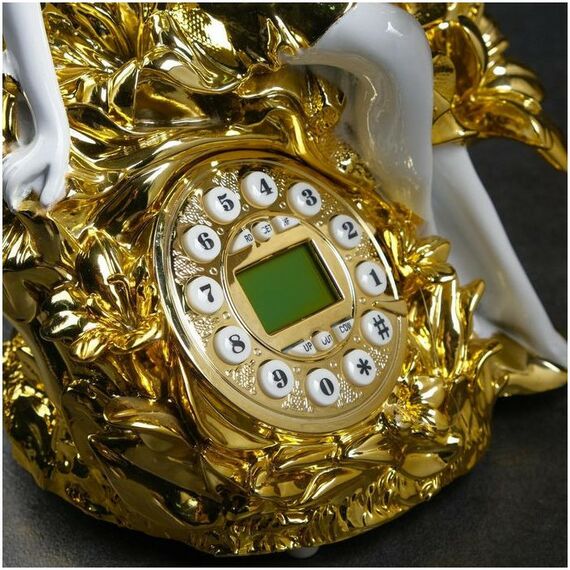 Бизнес-сувениры:  Ретро-телефон "Девушка и лилия" фотографии