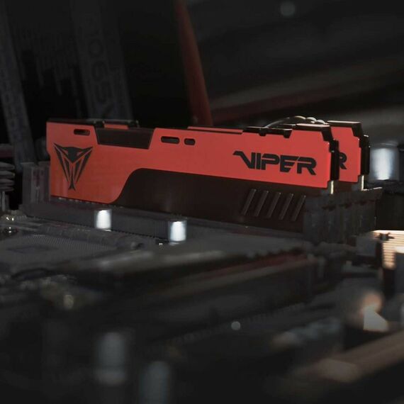 Оперативная память: Комплект оперативной памяти Patriot Viper 16Gb KIT 2*8Gb DDR4 DIMM <PC4-25600> CL18 [PVE2416G320C8K] фотографии