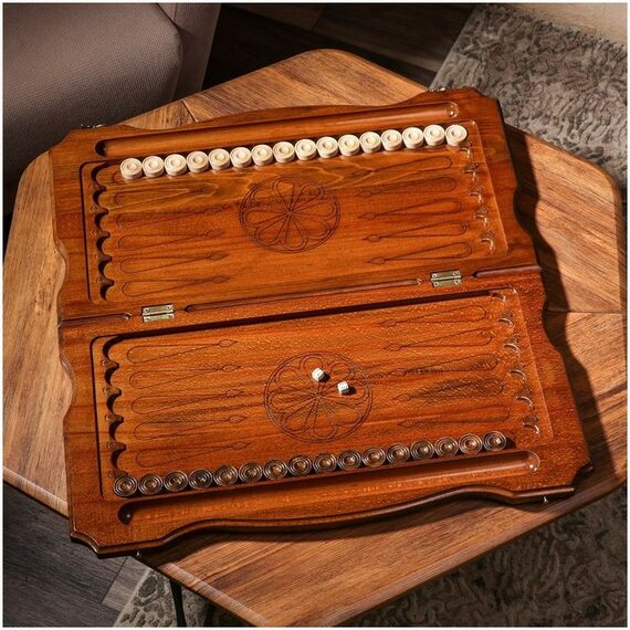 Настольные игры:  Нарды ручной работы "Орел в полете", 60х30 см, с шахматным полем, Армения фотографии