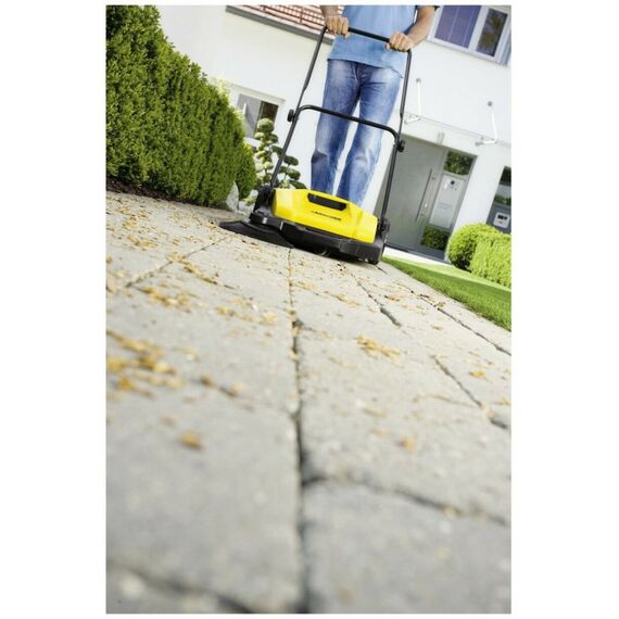 Снегоуборочные, подметальные машины: Подметальная машина Karcher S 4 желтый [1.766-320.0] фотографии