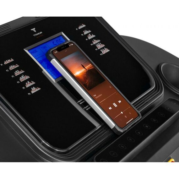 Беговые дорожки: Беговая дорожка Titanium Masters Physiotech A360 фотографии