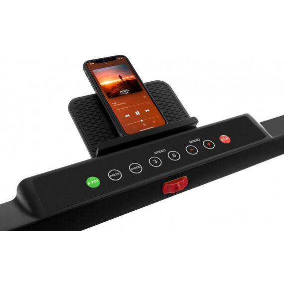 Беговые дорожки: Беговая дорожка Titanium Masters Slimtech C150 фотографии