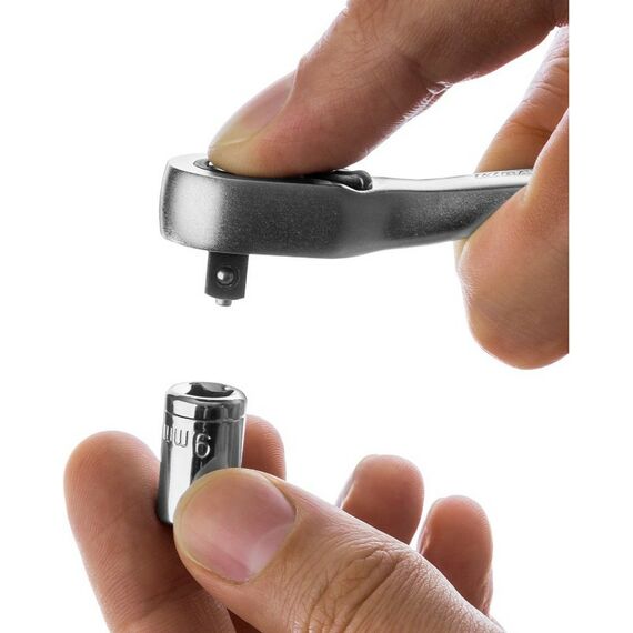 Столярно-слесарный инструмент: Изогнутая трещотка для торцовых головок KRAFTOOL 1/4" 72 зубца [27795-1/4] фотографии