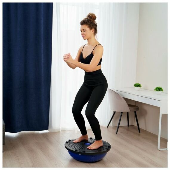 Фитнес оборудование: Полусфера BOSU гимнастическая массажная  55 х 25 см с насосом, цвет синий фотографии