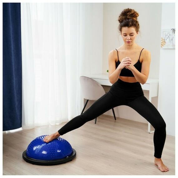 Фитнес оборудование: Полусфера BOSU гимнастическая массажная  55 х 25 см с насосом, цвет синий фотографии