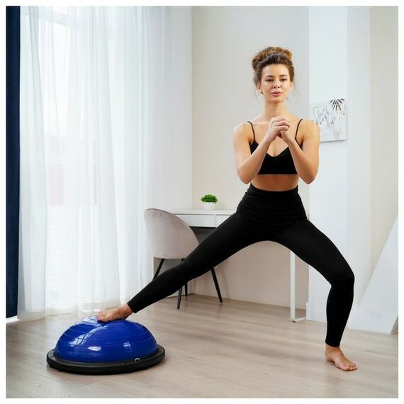 Фитнес оборудование: Полусфера BOSU гимнастическая  55 х 25 см с насосом, цвет синий фотографии
