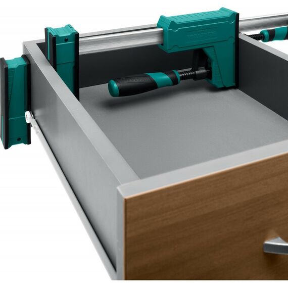 Тиски, струбцины, наковальни, верстаки: Корпусная струбцина KRAFTOOL GRAND-600/750 600/750 мм, сжатие/распор, 600 кгс, глубина зажима 95 мм [32240-60] фотографии