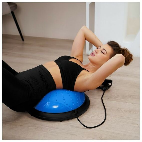 Фитнес оборудование: Полусфера BOSU гимнастическая ONLYTOP 46х20 см массажная, с насосом, цвет синий фотографии