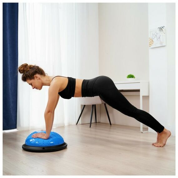 Фитнес оборудование: Полусфера BOSU гимнастическая ONLYTOP 46х20 см массажная, с насосом, цвет синий фотографии