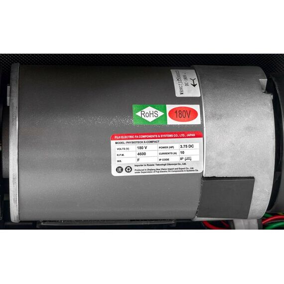 Беговые дорожки: Беговая дорожка Titanium Masters Physiotech X-Compact фотографии