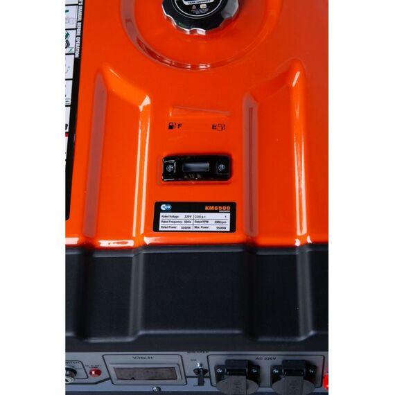 Электростанции: Генератор бензиновый TOR KM6500H 5,0 кВт 220В 27 л с кнопкой запуска и колесами [1018117] фотографии