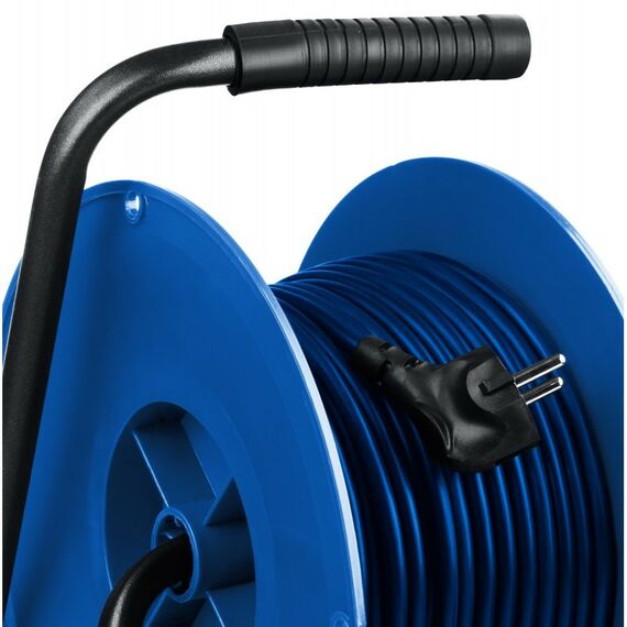 Удлинители электрические: Силовой удлинитель на катушке Зубр Профессионал ПВС-315 ПВС, 3 x 1.5 мм2, 20 м, 3500 Вт, IP44 [55081-20] фотографии