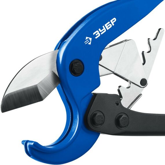 Трубогибы: Мощный двуручный труборез по металлопластиковым и пластиковым трубам Зубр Профессионал М-300 до 63 мм [23703-63] фотографии