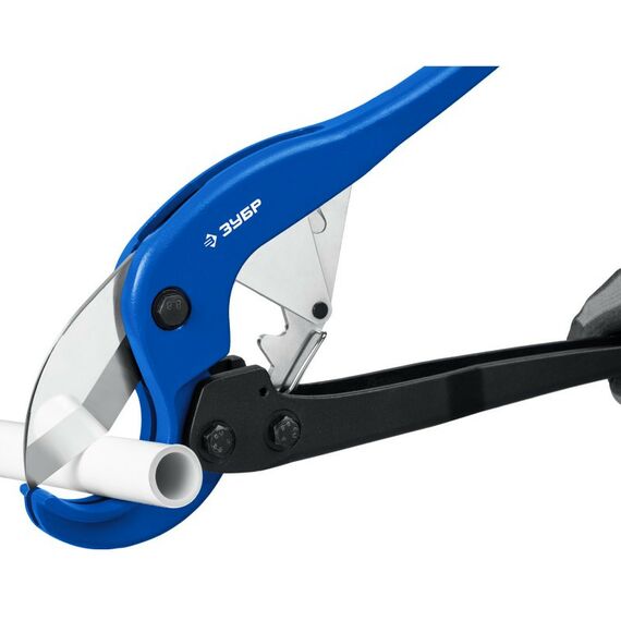 Трубогибы: Мощный двуручный труборез по металлопластиковым и пластиковым трубам Зубр Профессионал М-300 до 63 мм [23703-63] фотографии