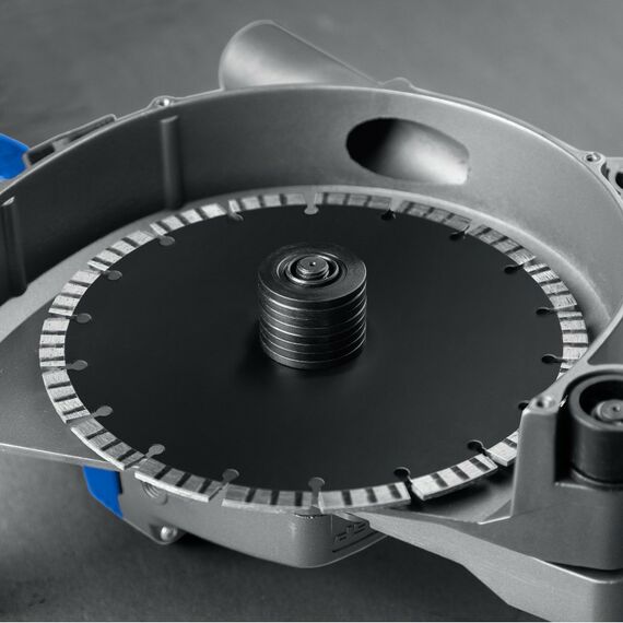 Штроборез (бороздодел) Зубр ЗШ-П45-2200 ПТ Профессионал, d 180 мм, 2200 Вт, 45 мм фотографии