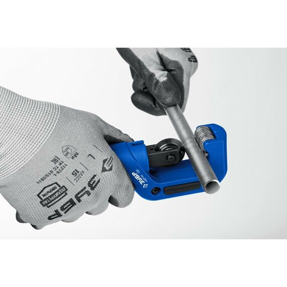 Труборез для нержавеющей стали Зубр Профессионал Нерж-32 4 - 32 мм, на подшипниках [23832] фотографии