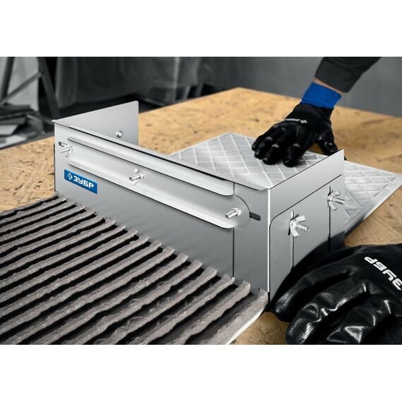 Раздвижная гребенка для плитки Зубр Профессионал зуб 10*10 мм до 600 мм, оцинкованная сталь [08045-10] фотографии