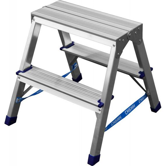 Стремянки и лестницы: Двухсторонняя стремянка СИБИН 38825-02 алюминиевая, 2 ступени фотографии