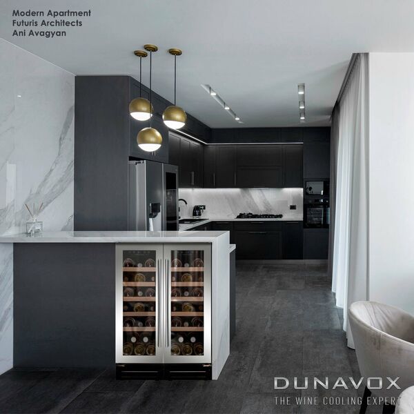 Компрессорный винный шкаф Dunavox (Венгрия) DAUF-19.58SS фотографии