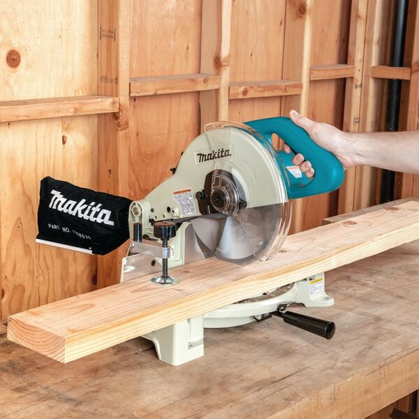 Торцовочные пилы: Пила торцовочная Makita LS1040N 1650 Вт, 255*30мм, 11 кг фотографии