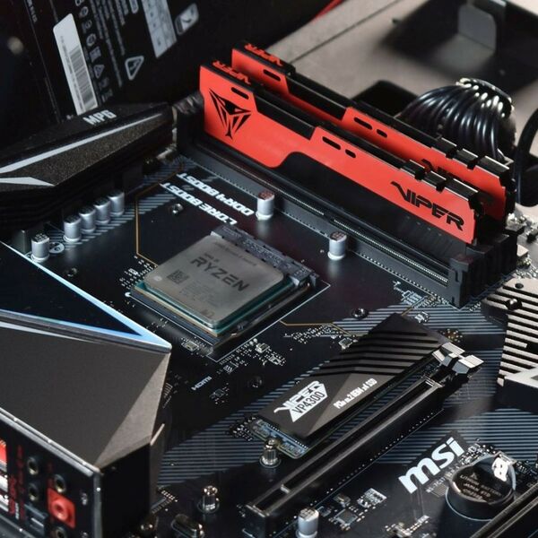 Оперативная память: Модуль памяти Patriot Viper 32Gb DDR4 DIMM <PC4-25600> CL18 [PVE2432G320C8] фотографии
