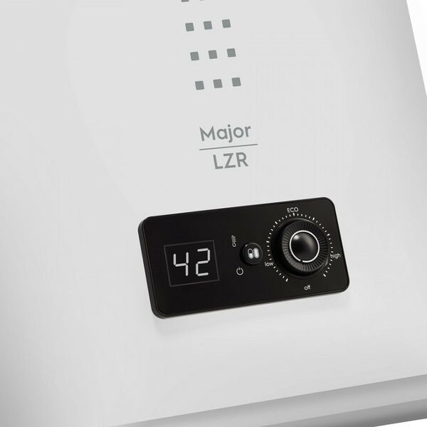 Водонагреватели: Водонагреватель Electrolux EWH 80 Major LZR 3 фотографии