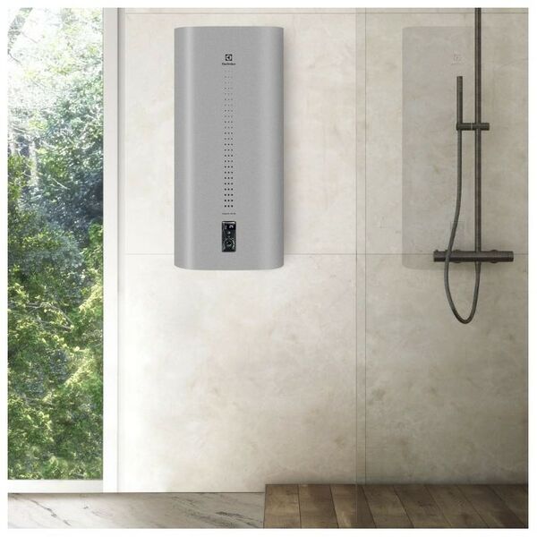 Водонагреватели: Водонагреватель Electrolux EWH 80 Centurio IQ 3.0 Silver фотографии