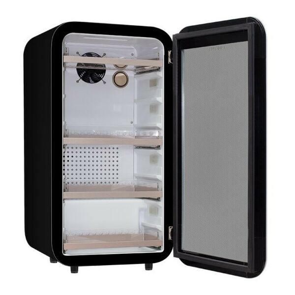 Холодильники для косметики и напитков: Холодильник для косметики Meyvel MD71-Black фотографии