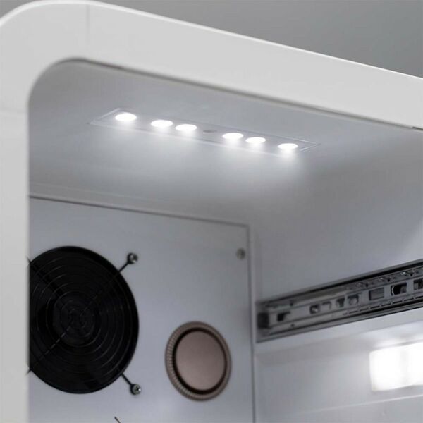 Холодильники для косметики и напитков: Холодильник для косметики Meyvel MD71-White фотографии