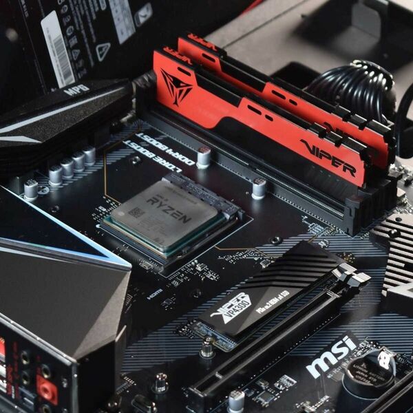 Оперативная память: Модуль памяти Patriot Viper 32Gb DDR4 DIMM <PC4-28800> CL20 [PVE2432G360C0] фотографии