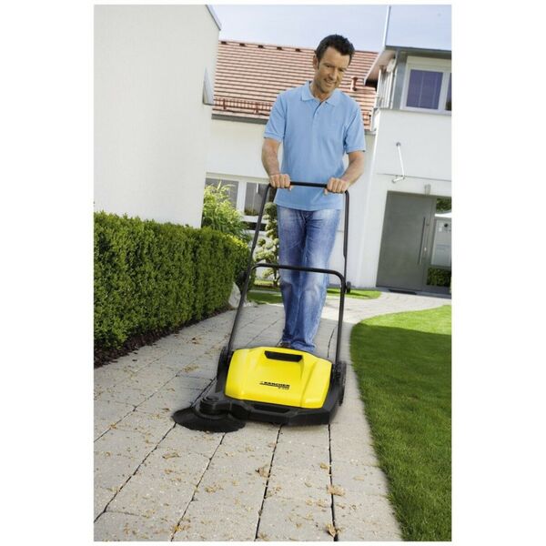 Снегоуборочные, подметальные машины: Подметальная машина Karcher S 4 желтый [1.766-320.0] фотографии